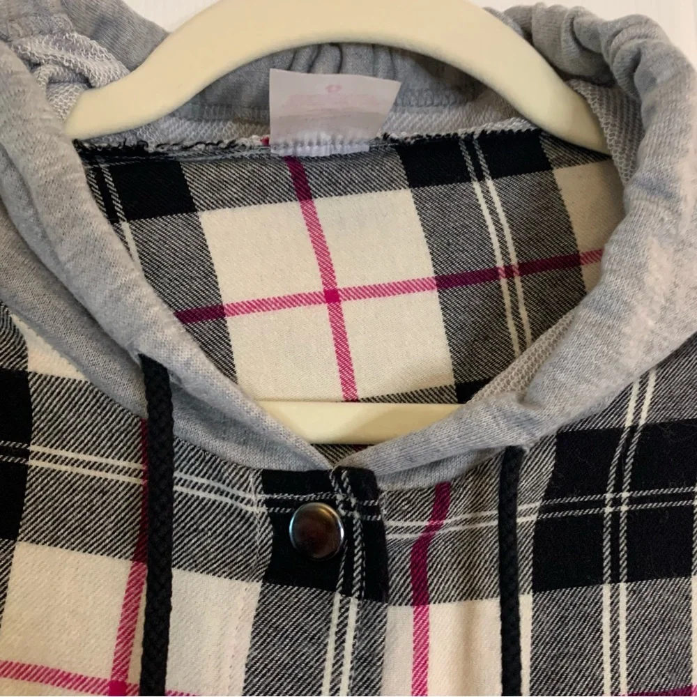 No Boundaries Flannel Plaid Red, White, and Black Hoodie  Size L - Picture 3 of 12